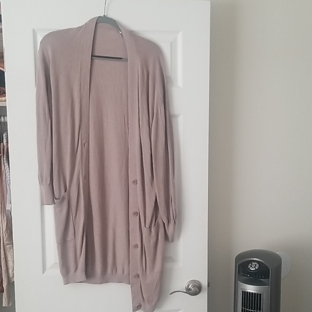 Wilfred aritzia cardigan